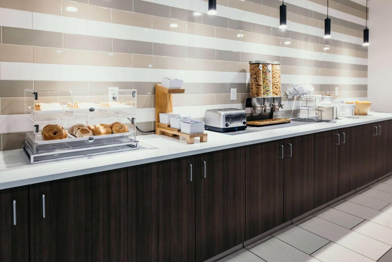 La Quinta Inn & Suites By Wyndham Ankeny Ia - Des Moines Ia Esterno foto