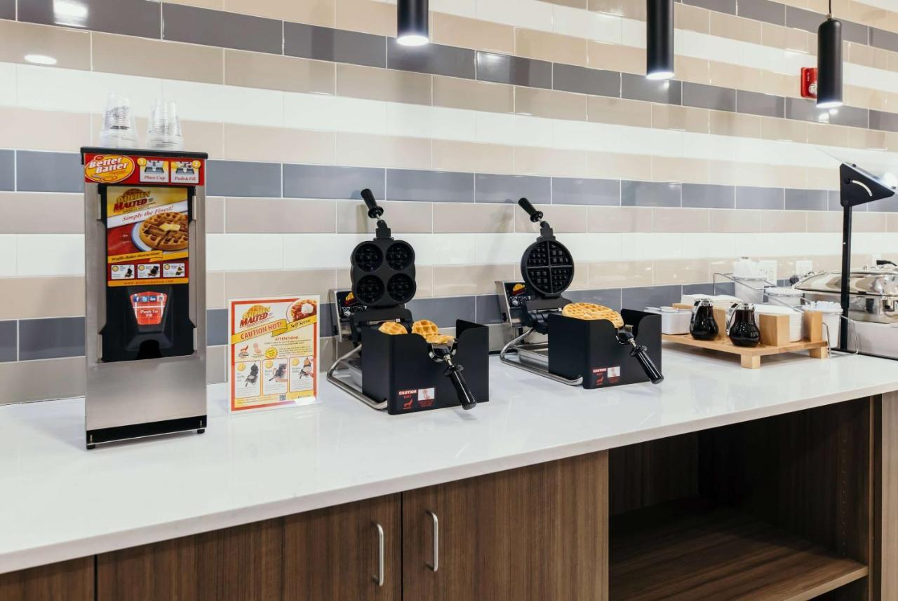 La Quinta Inn & Suites By Wyndham Ankeny Ia - Des Moines Ia Esterno foto