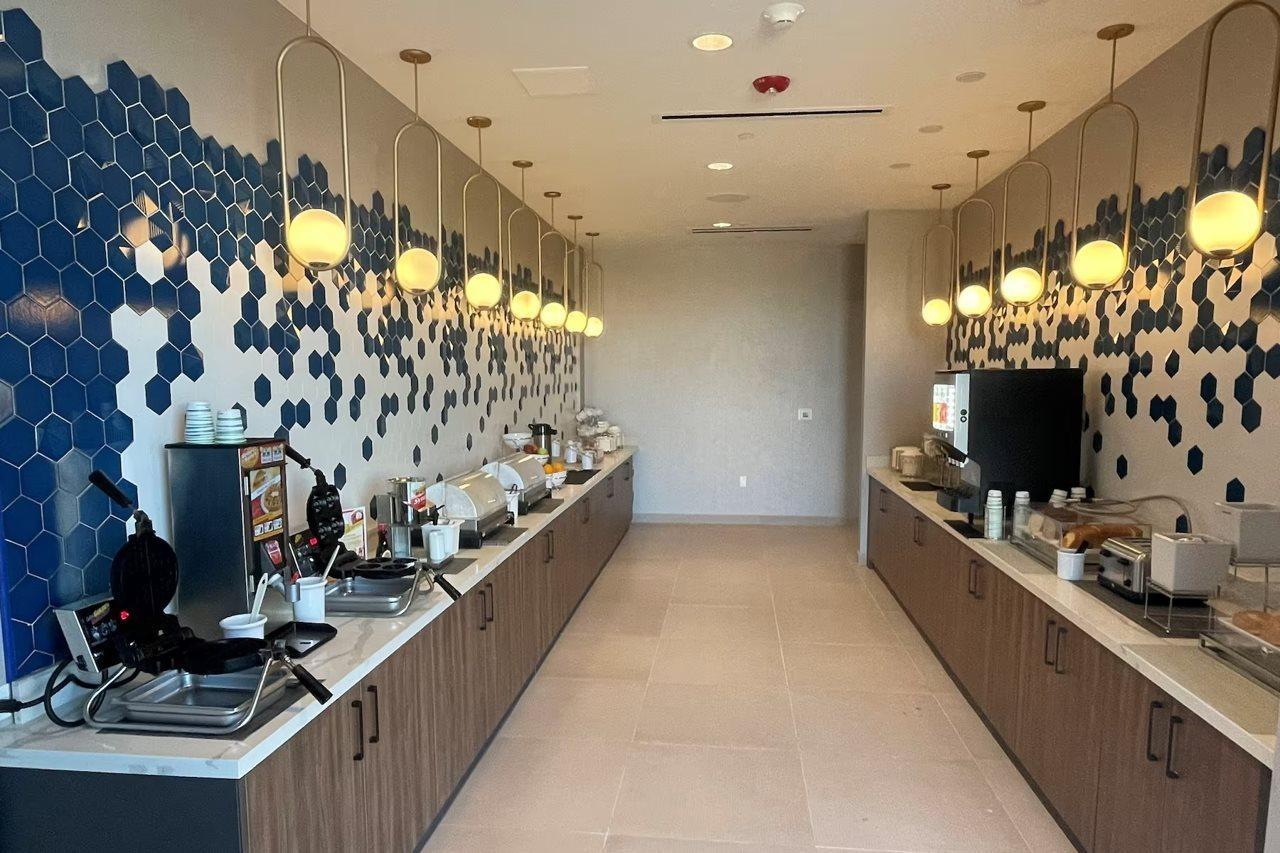 La Quinta Inn & Suites By Wyndham Ankeny Ia - Des Moines Ia Esterno foto
